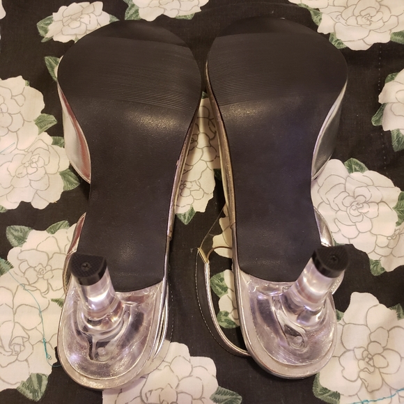 Renica Clear and Silver Bow Sling-back Clear Heel - Picture 5 of 9